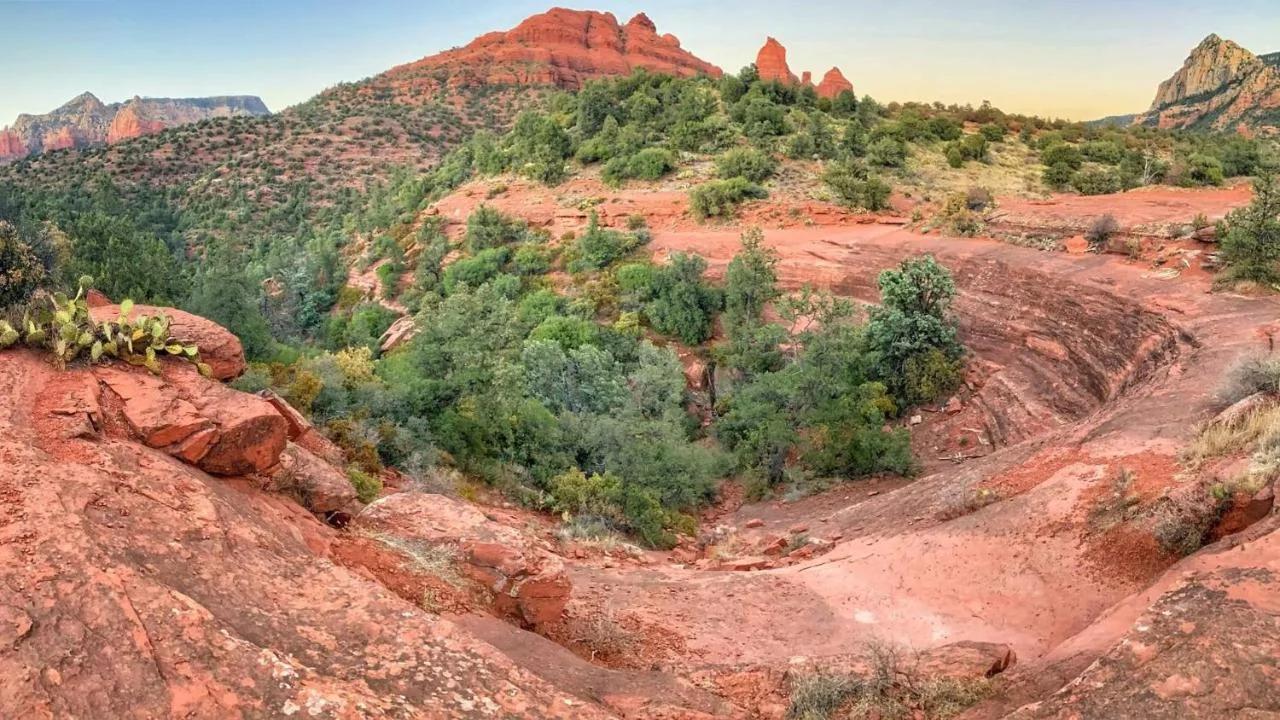 Sedona Views B&B and Luxury Creekside Cabins photo