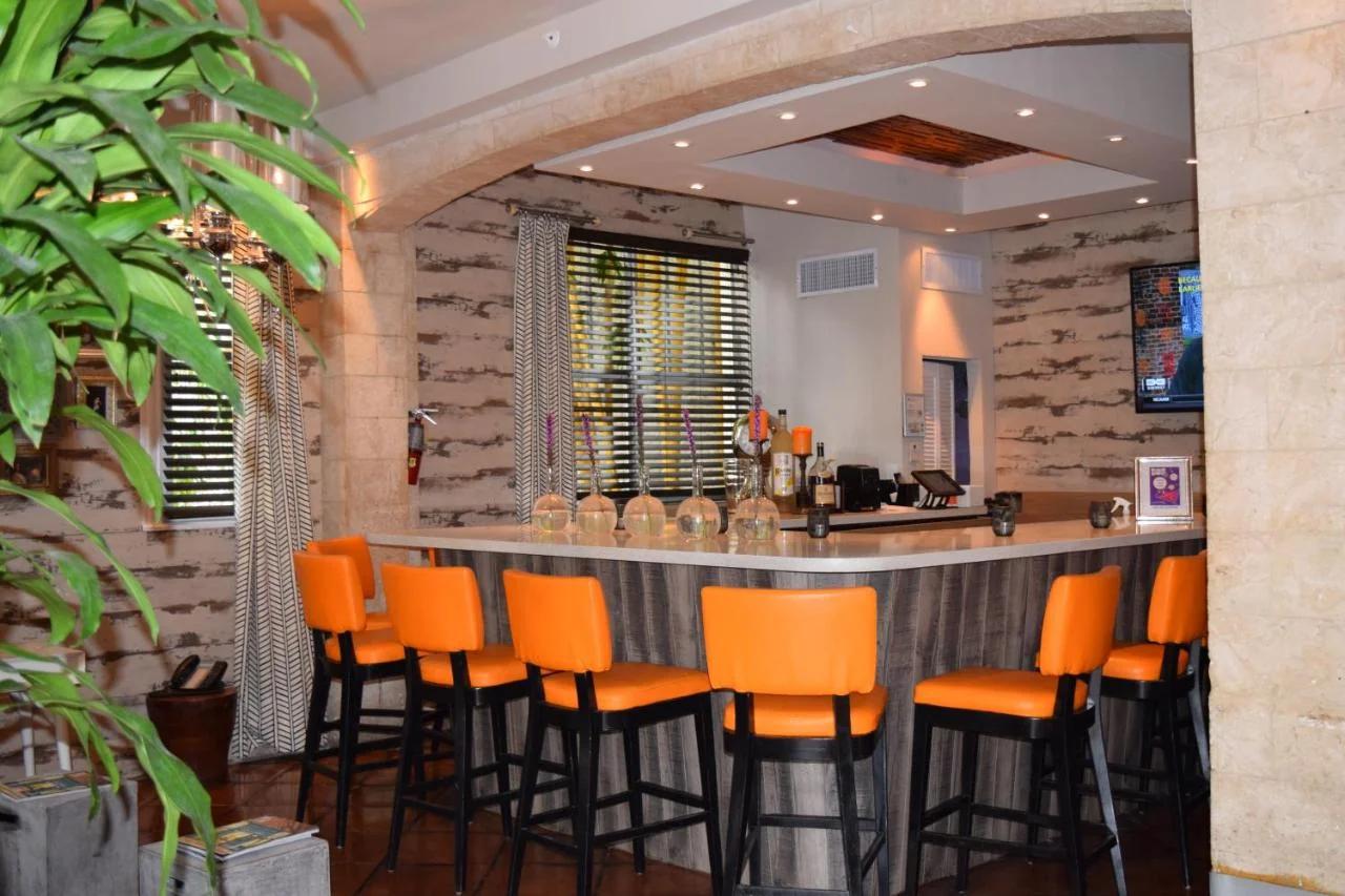 Shelley Hotel photo