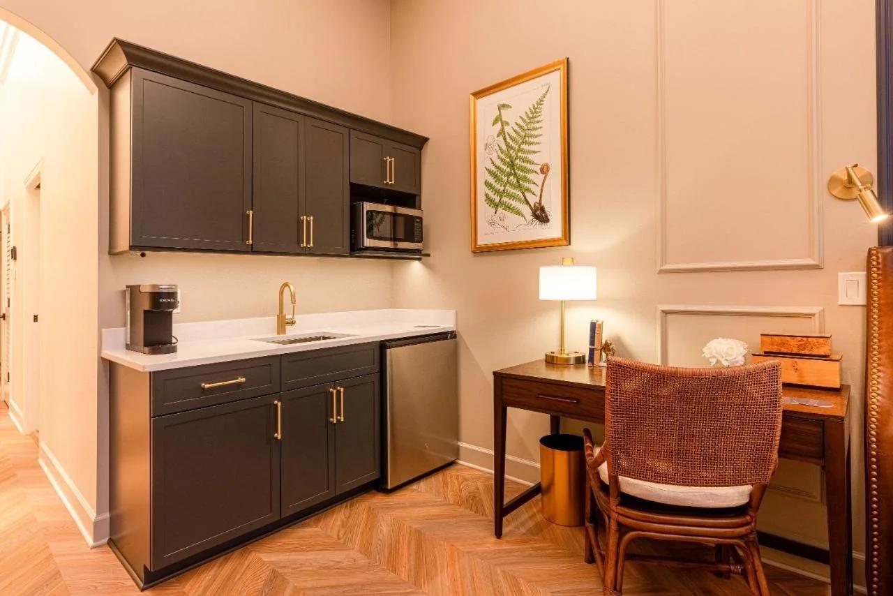Sinclair Suites - Boutique Hotel West Dundee photo