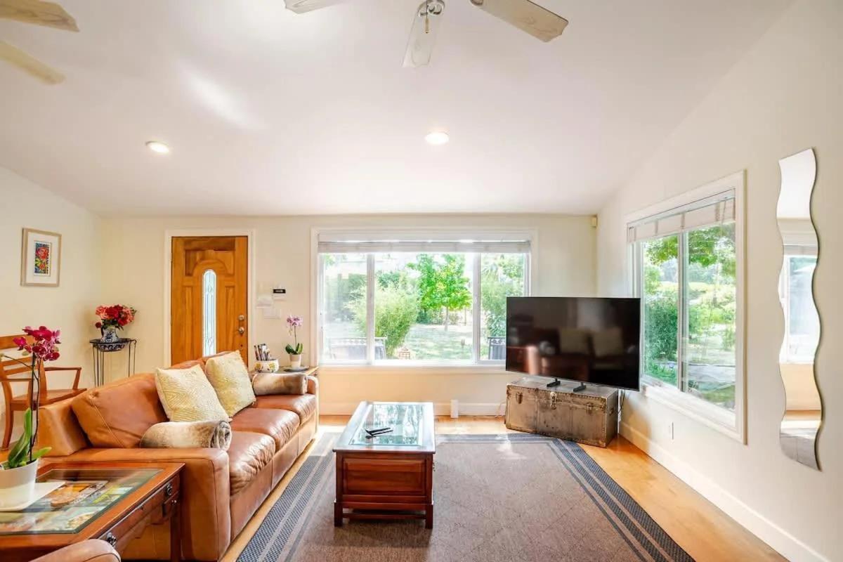 Sonoma Wine Country Bungalow photo