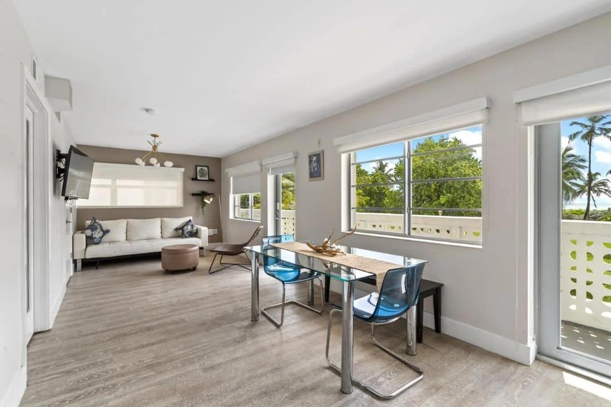 Spacious APT on South Beach Roof Top Pool & Bar foto