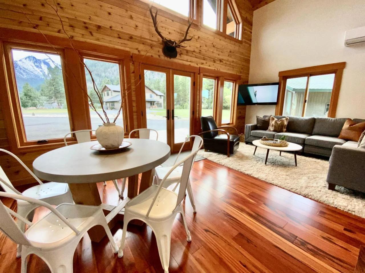 The Cascade Chalet - Leavenworth photo