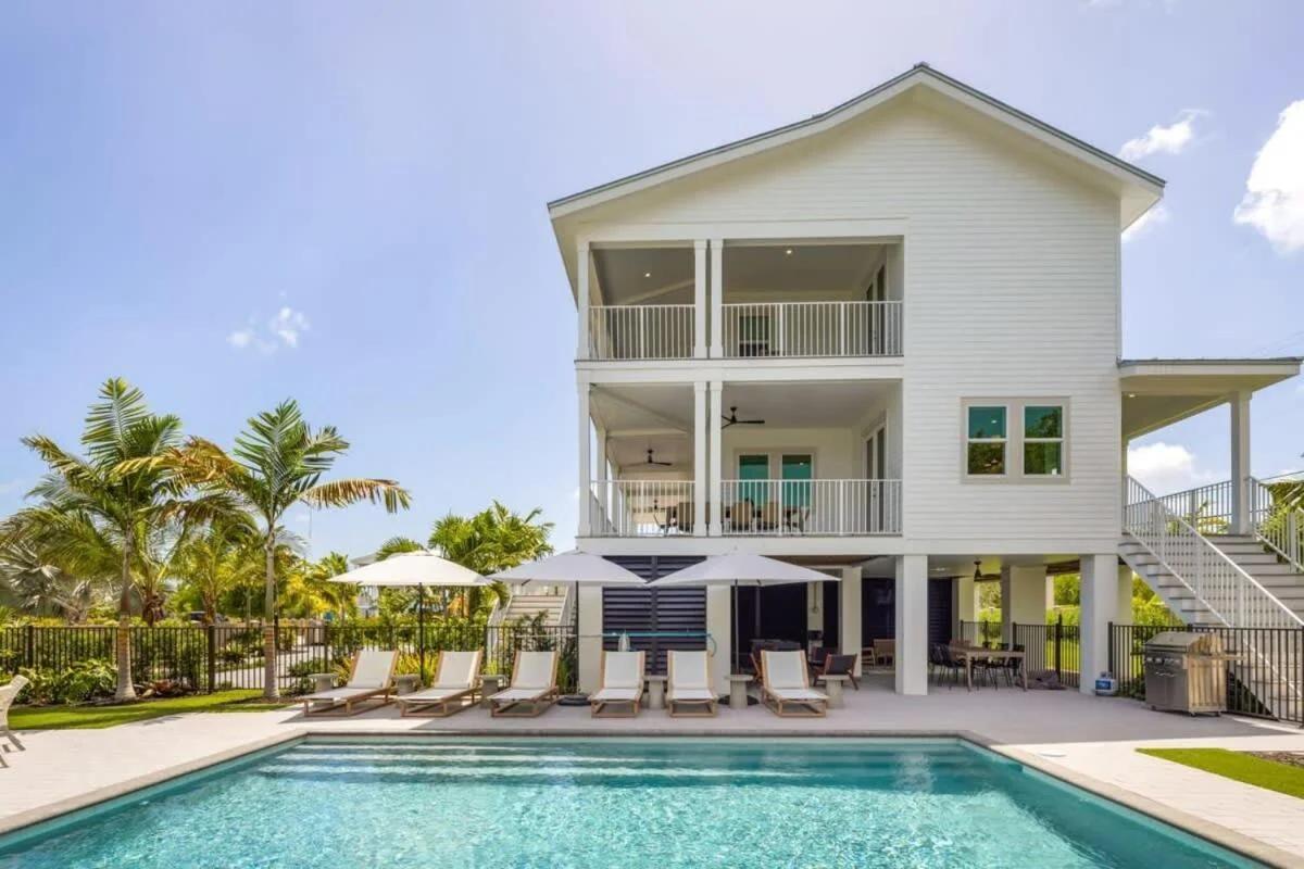 The Crestwood House - Private Heated Pool & Parking photo