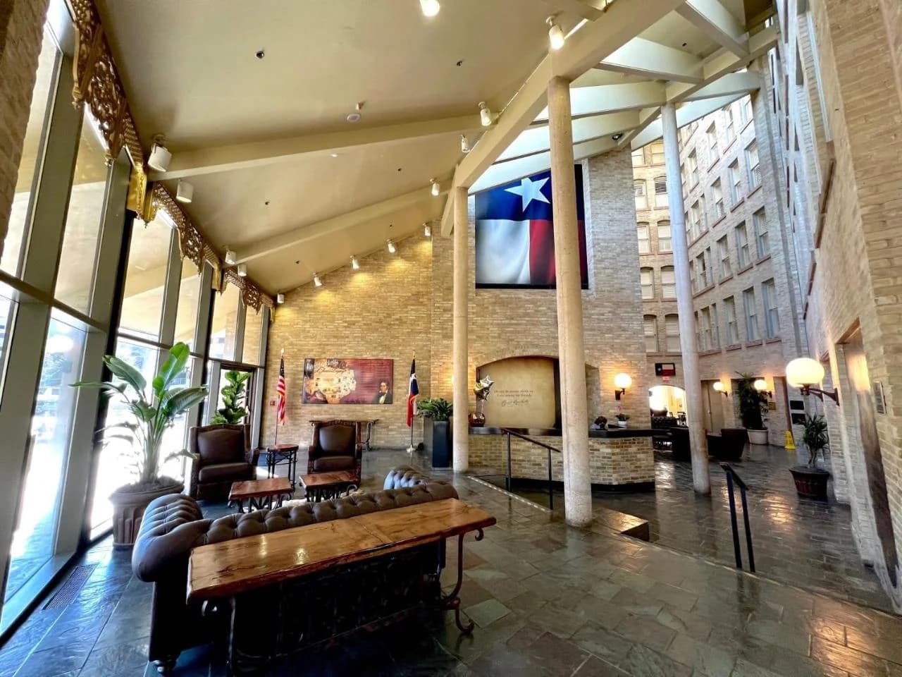 The Crockett Hotel photo