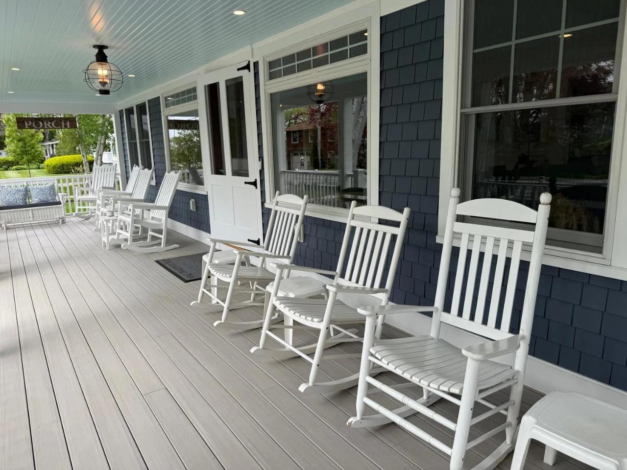 The Harbor Inn photo