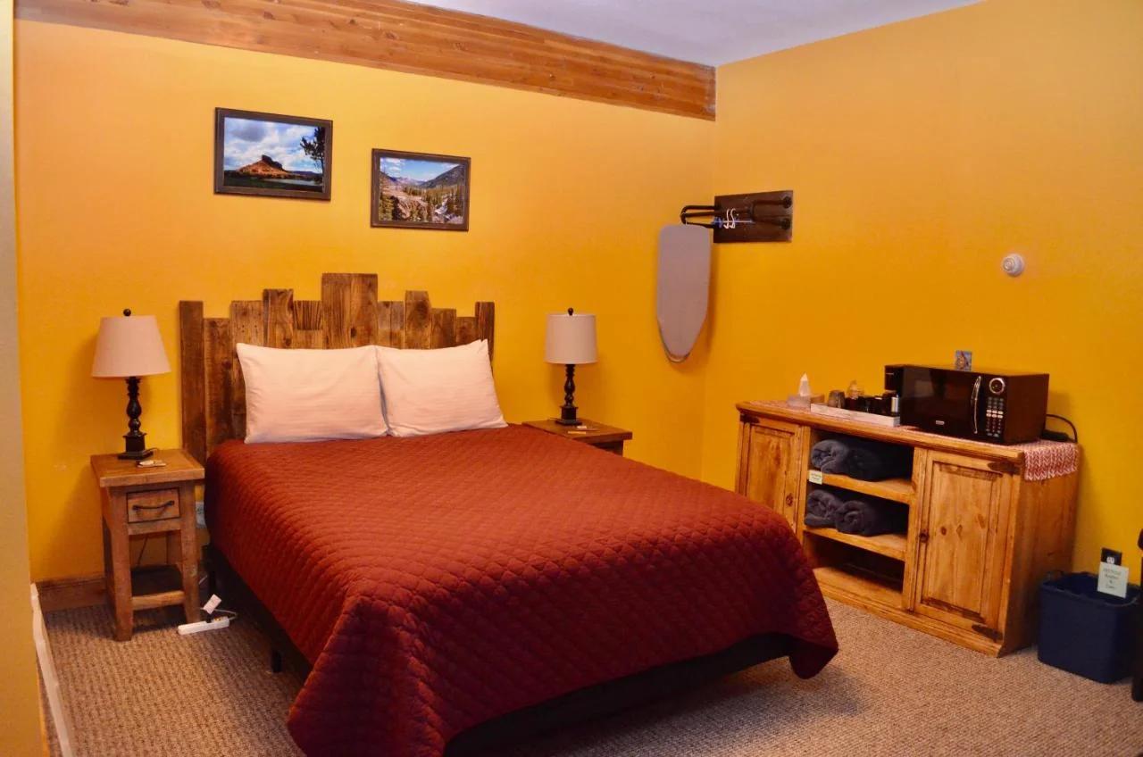 The Ouray Main Street Inn photo