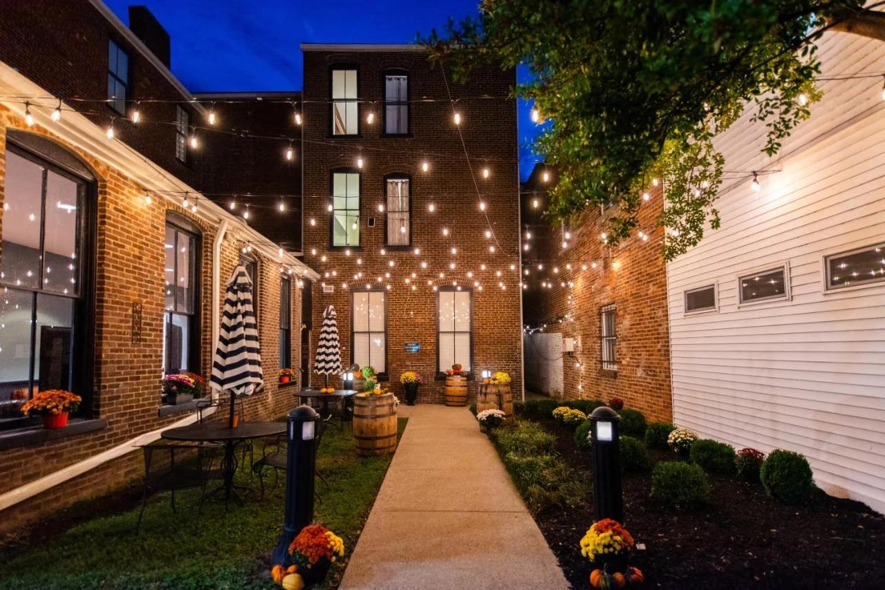 The Woodford Hotel photo