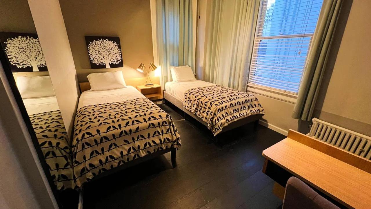 Touchstone Hotel - City Center foto