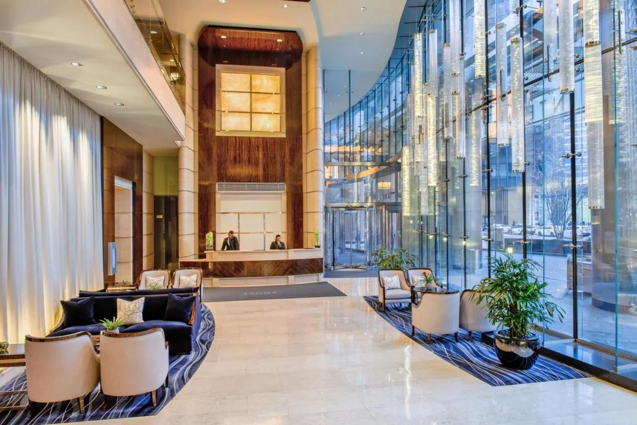 Trump International Hotel & Tower Chicago photo