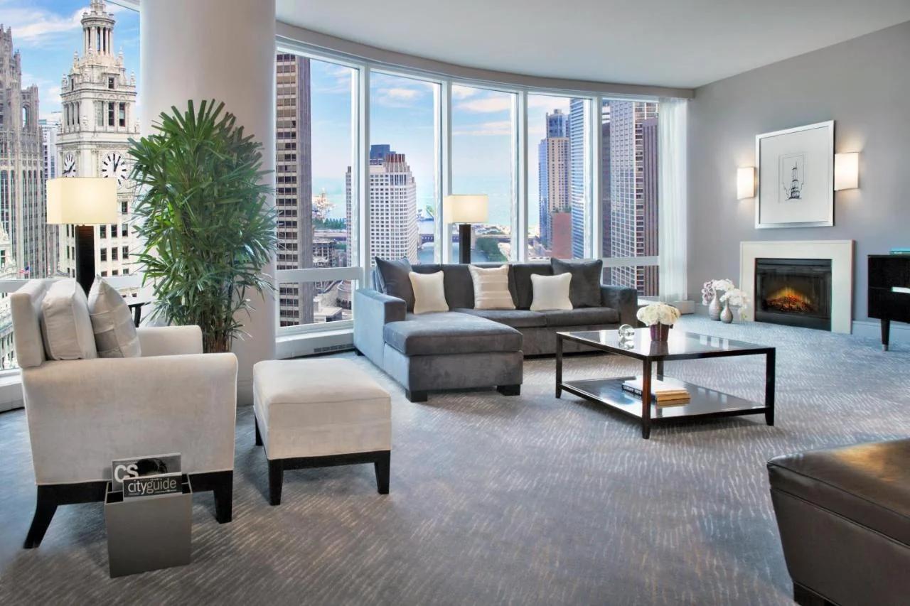Trump International Hotel & Tower Chicago photo