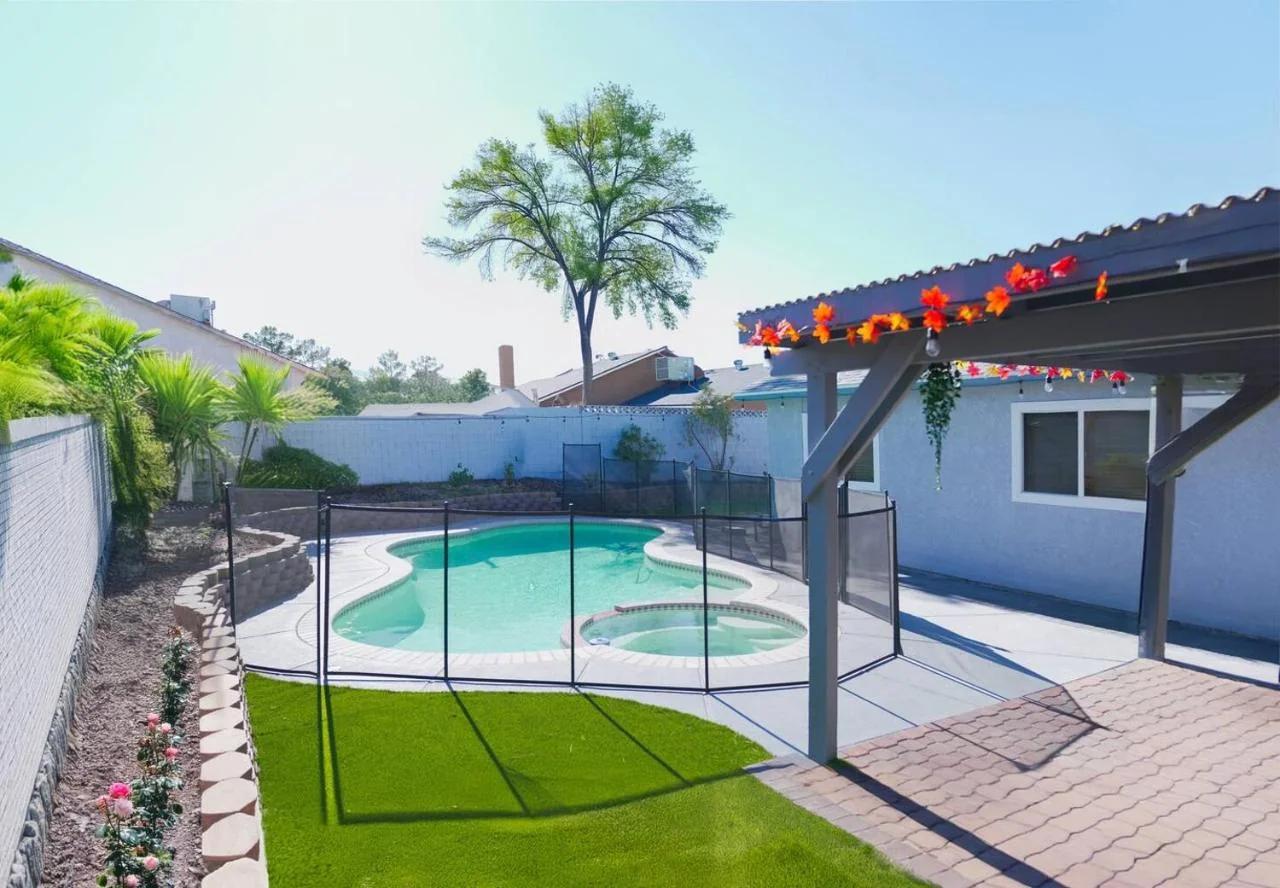 VacationHome with Spa Pool & Relaxing Gardenyard photo