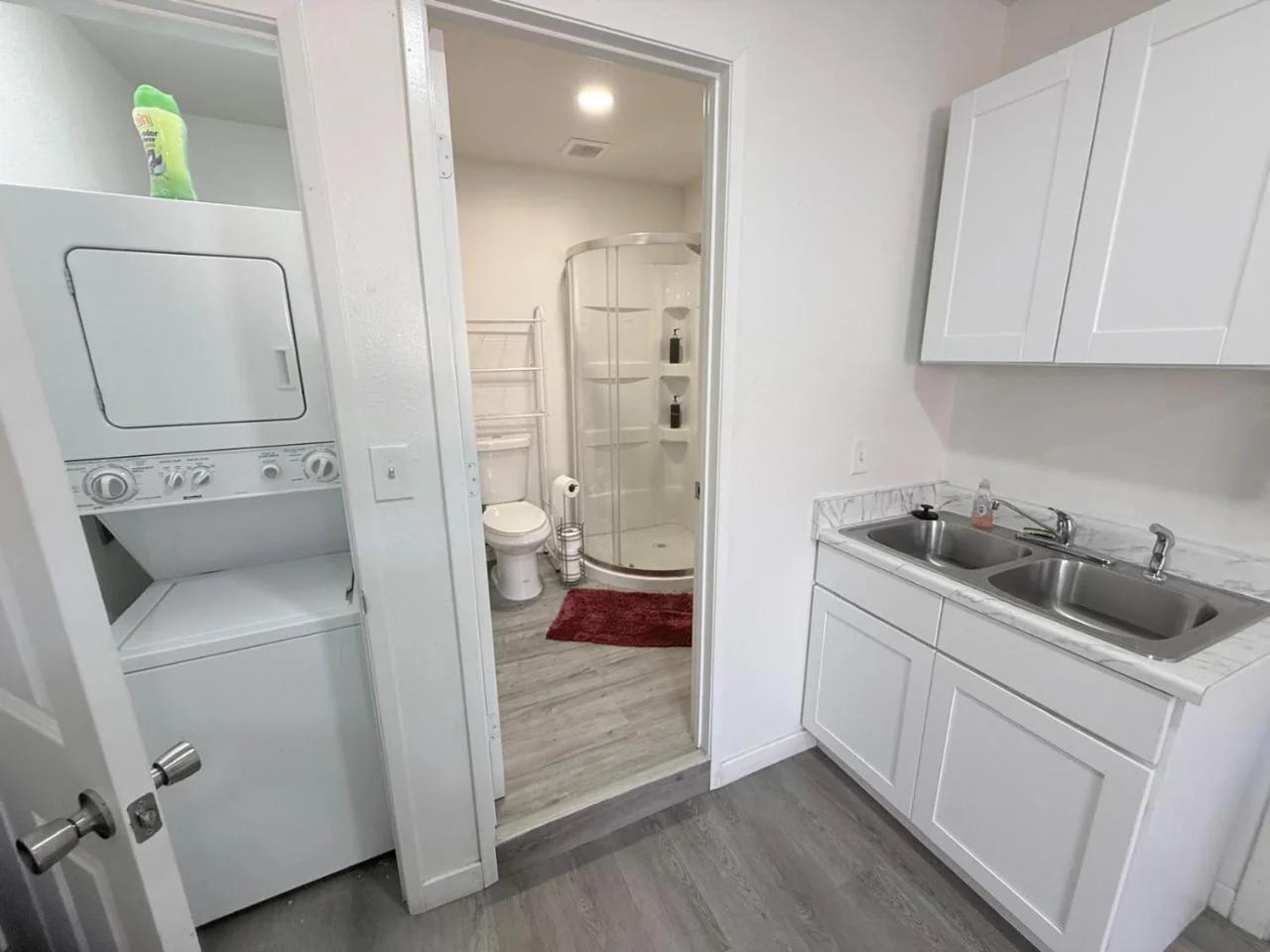Vegas Apt 8 Mins to The Strip - Free Parking photo