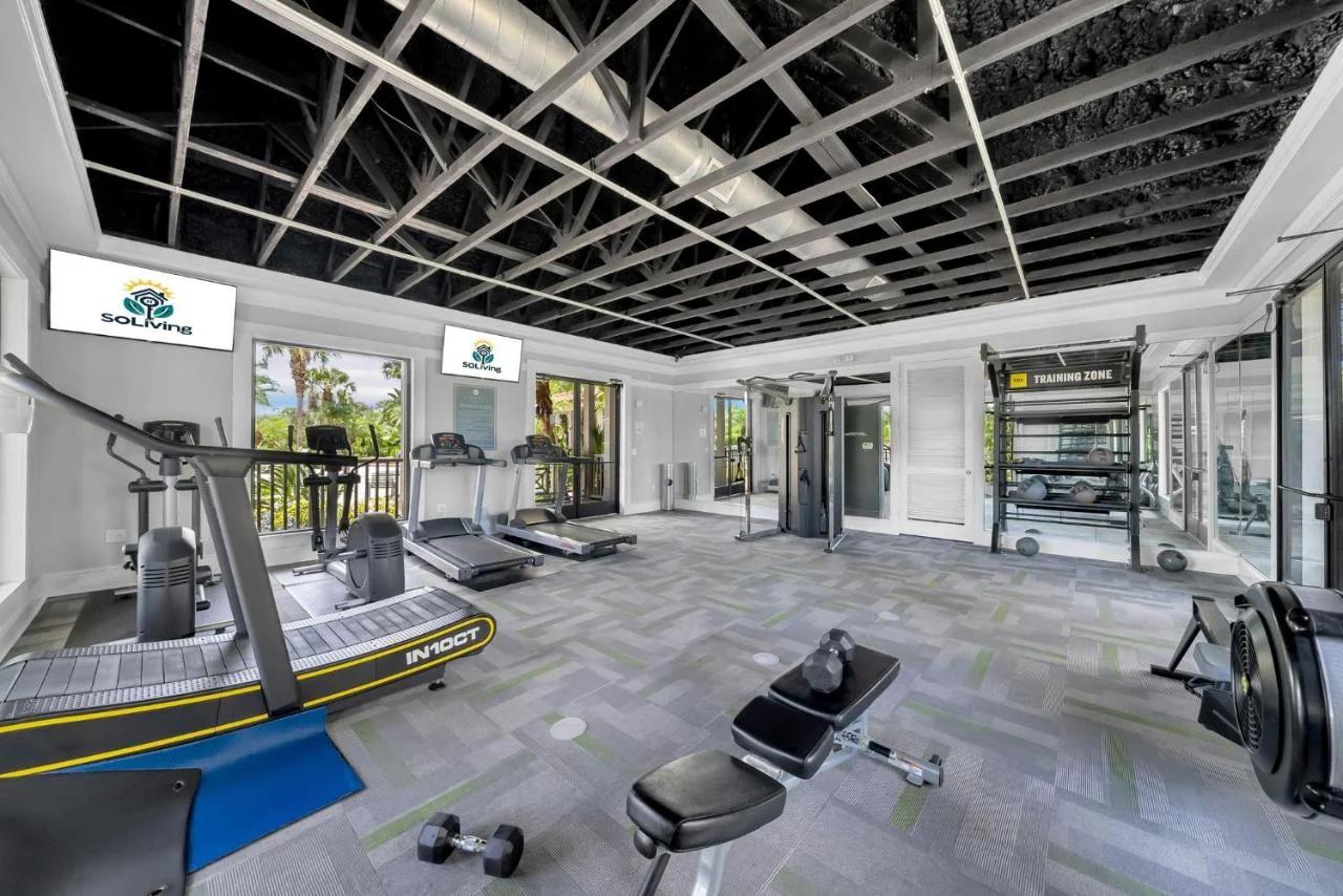 Vibrant 2BR2BA w King Bed Pool, Gym #11 photo