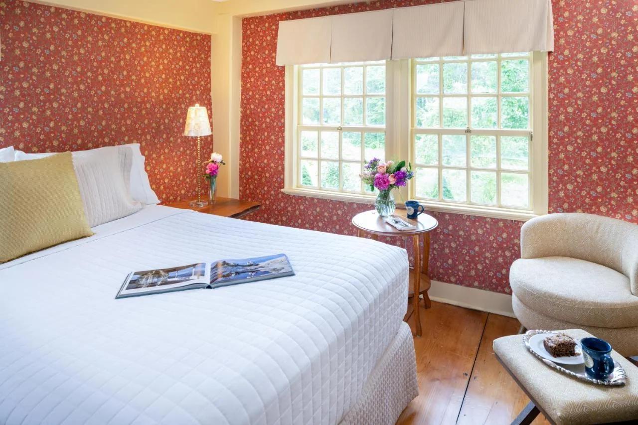 Waldo Emerson Inn photo