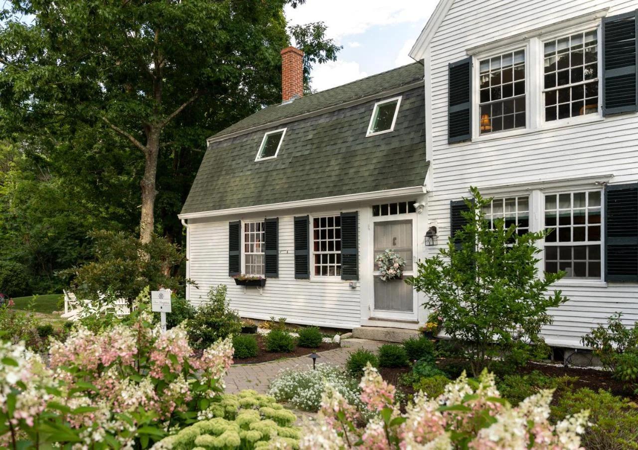 Waldo Emerson Inn photo