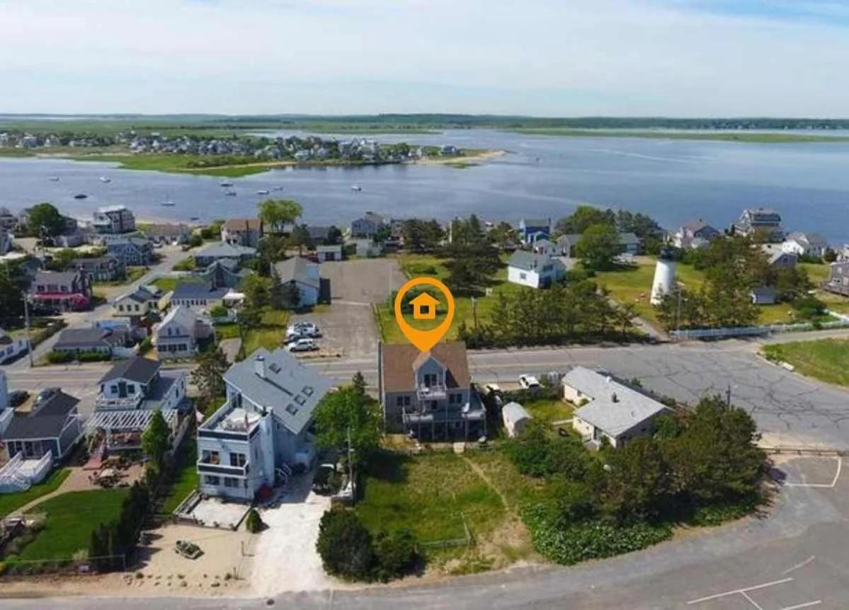 Walk to Beach Playground Lighthouse North End photo