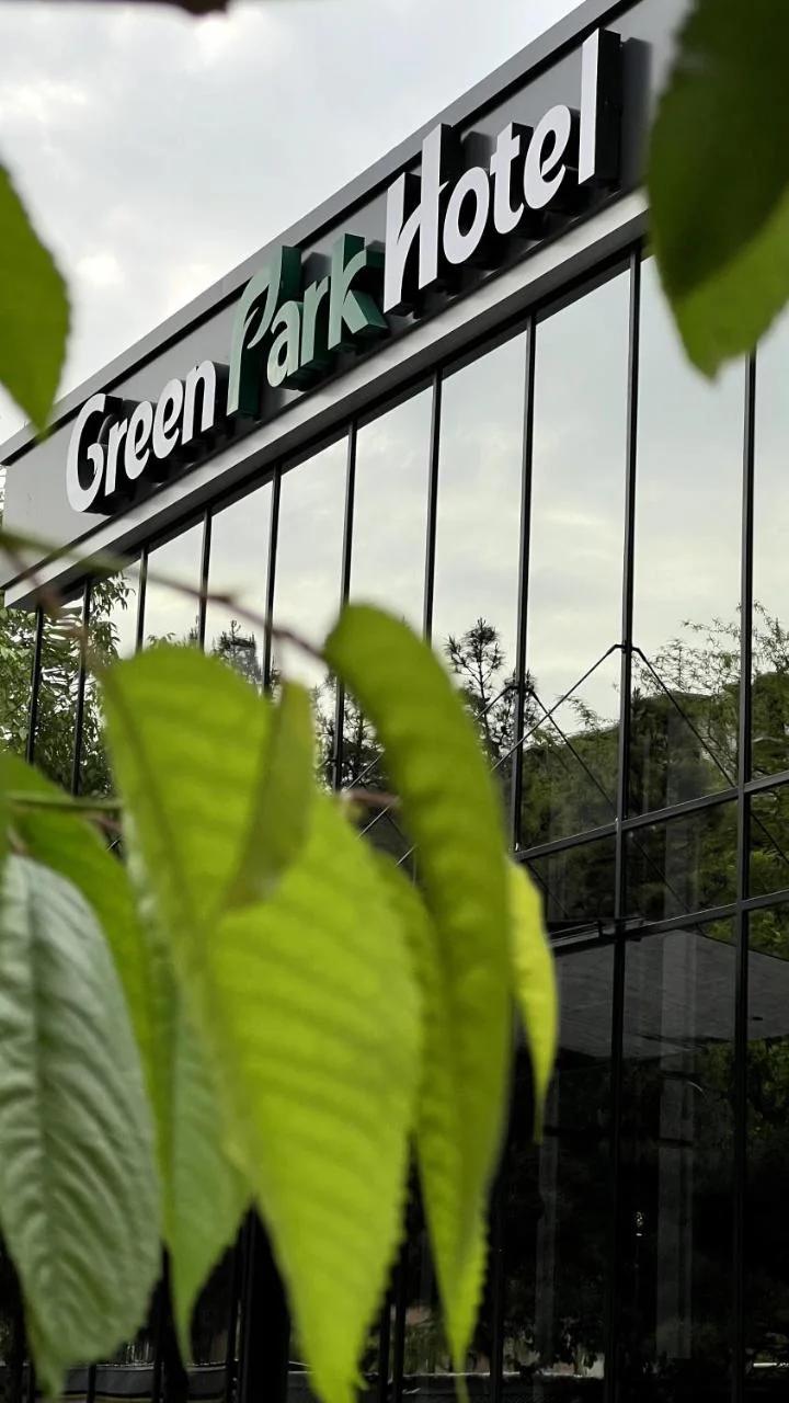 Green Park Hotel photo