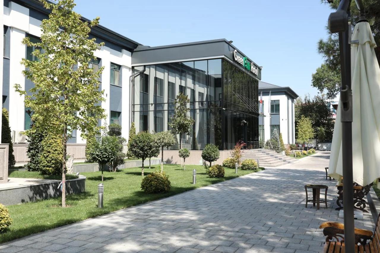 Green Park Hotel photo