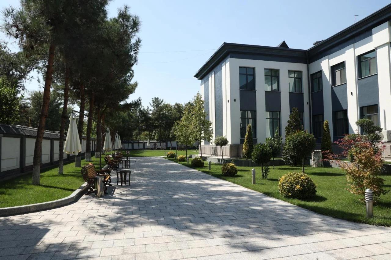 Green Park Hotel photo