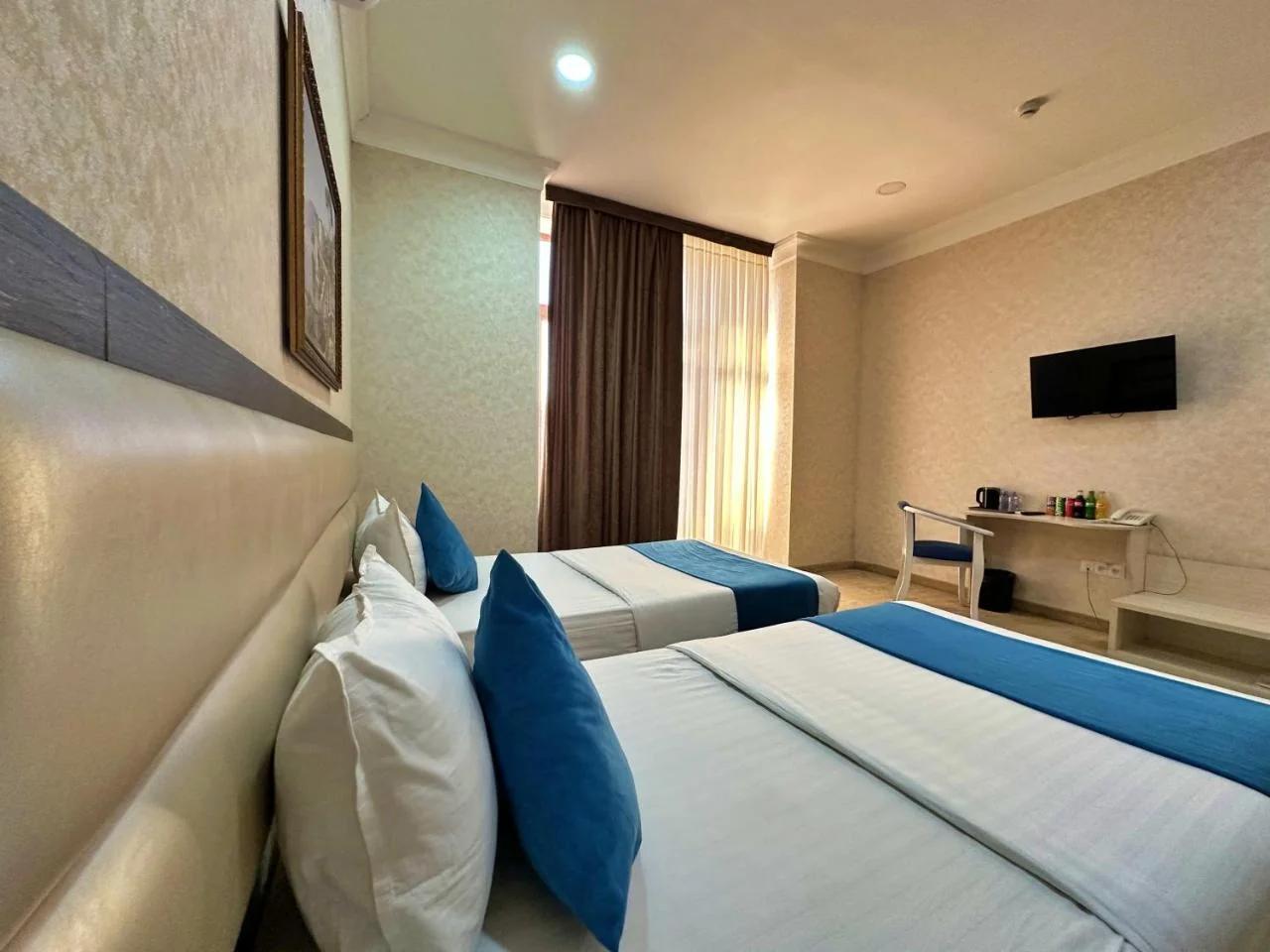 HOTEL GLOBUS foto