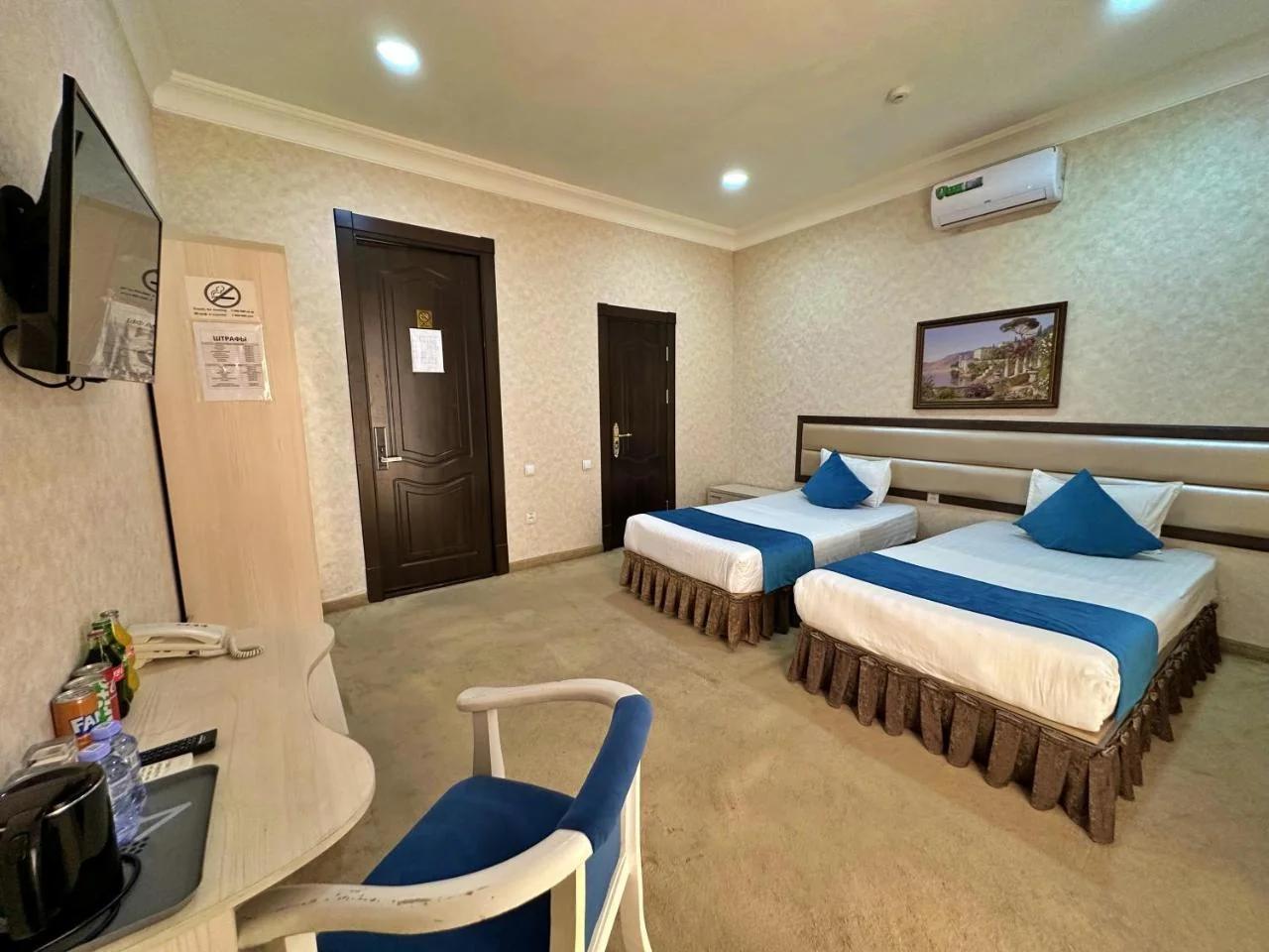 HOTEL GLOBUS foto