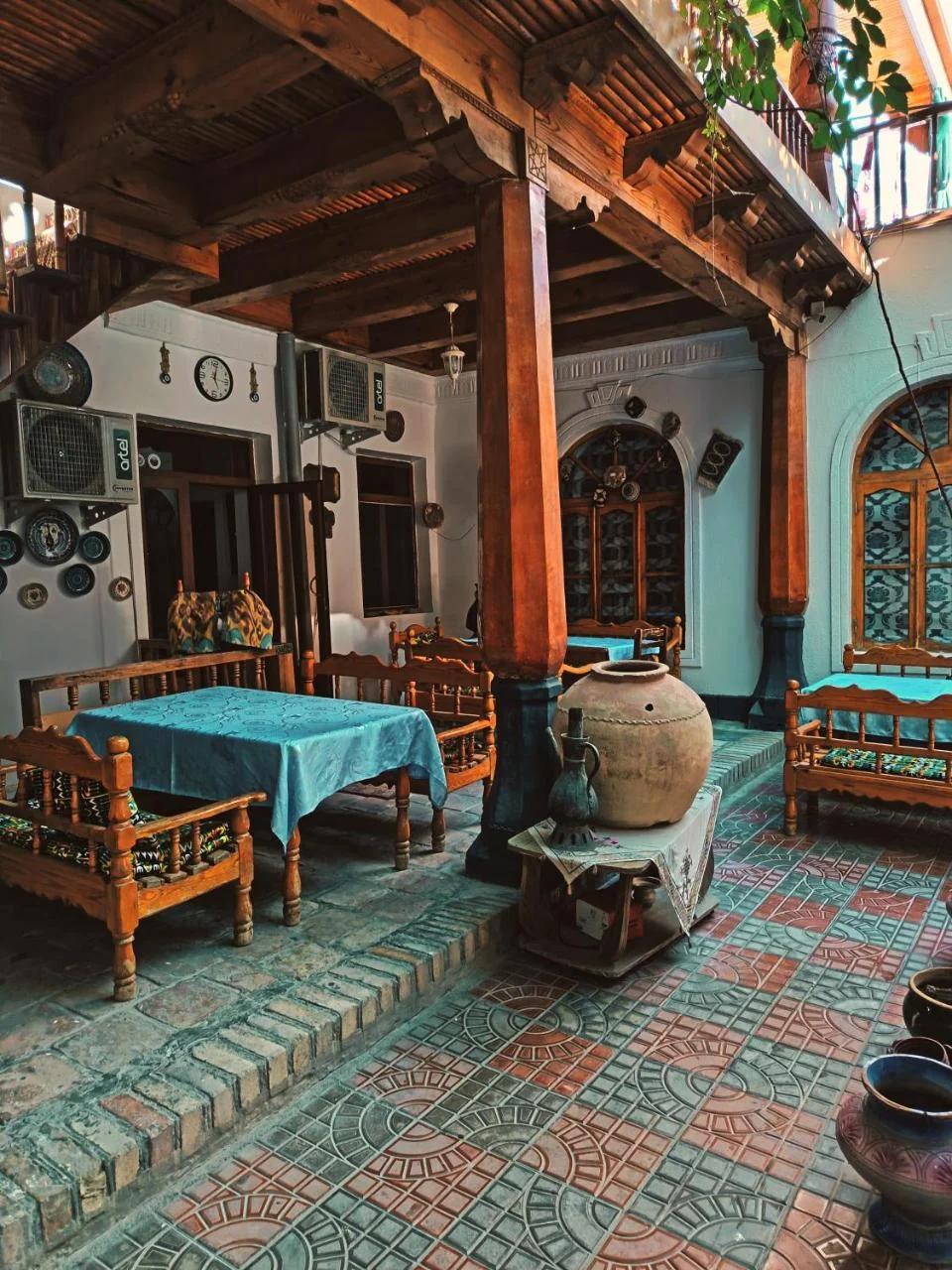 Hotel Nazira & Azizbek foto