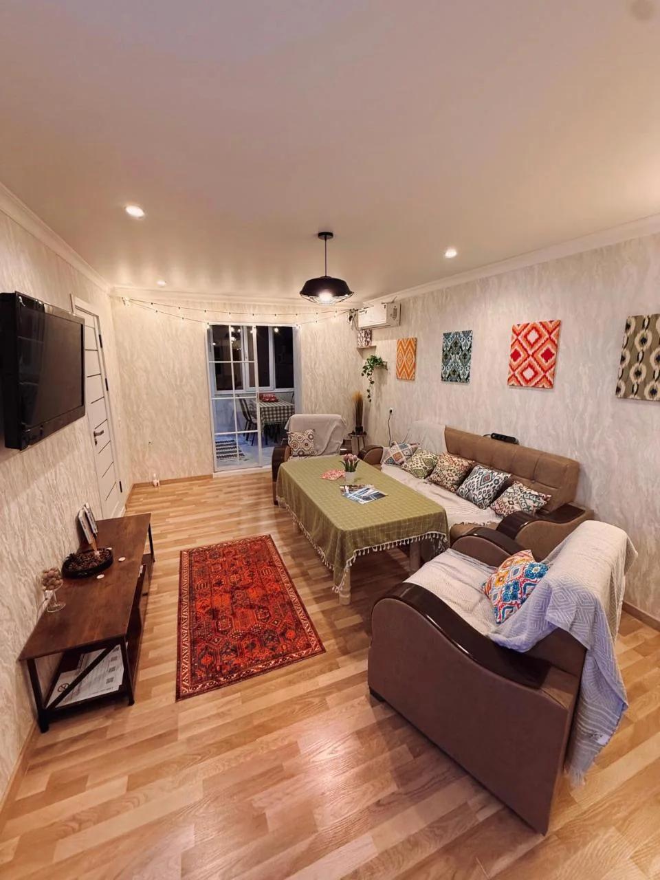 Modern East 3 Room Designer Flat photo