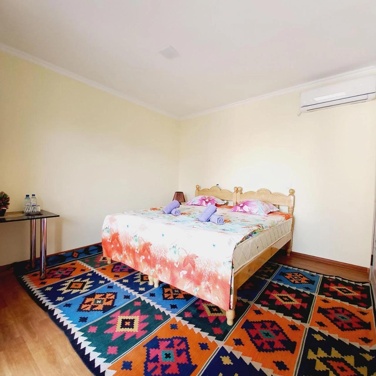 Parivash Guest House photo
