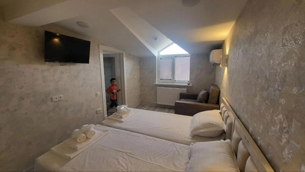 Shahriston Guest House photo