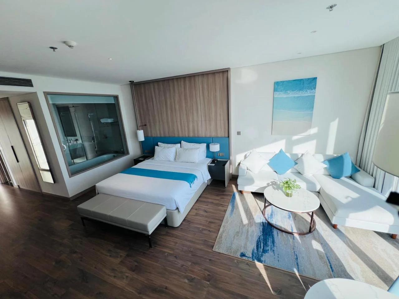 A La Carte Hạ Long Bay - Tầng cao, view biển photo