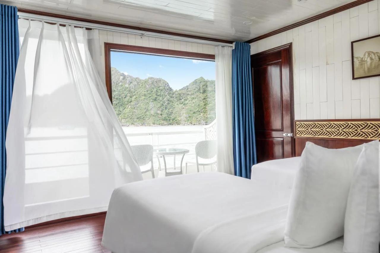 Aqua Legend Cruise - Lan Ha Bay foto