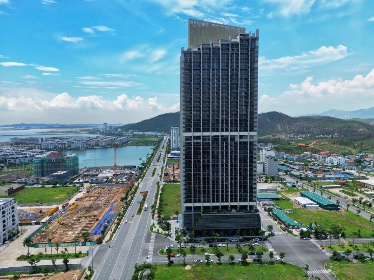 Căn hộ ICON40 Hạ Long - 1 đến 5 phòng ngủ foto