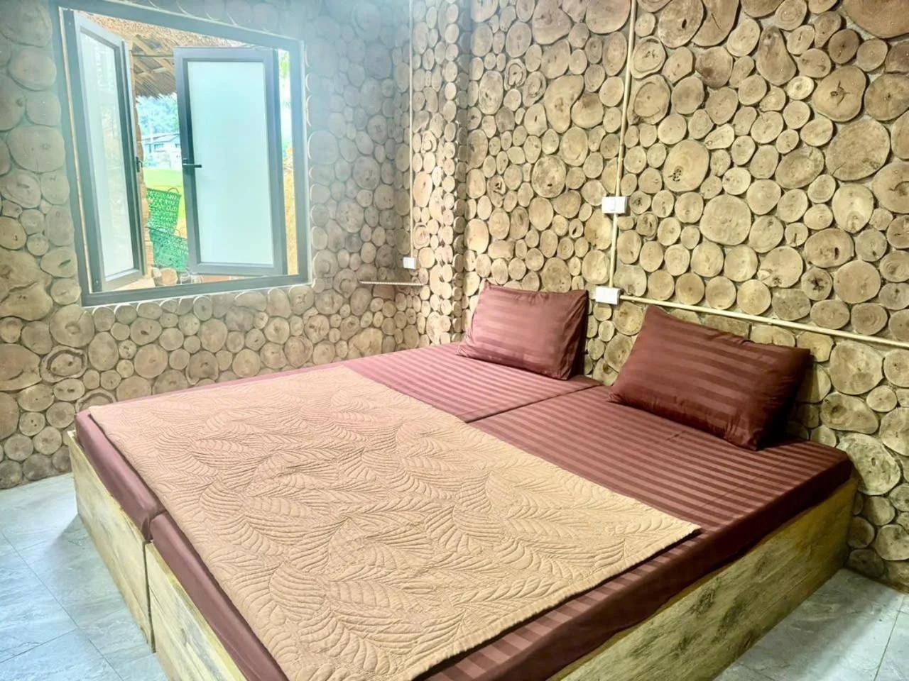 Mr Win homestay photo