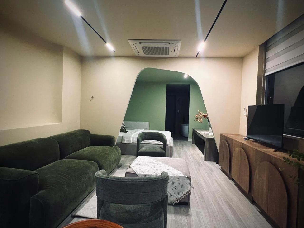 Pin Skyview Suite photo