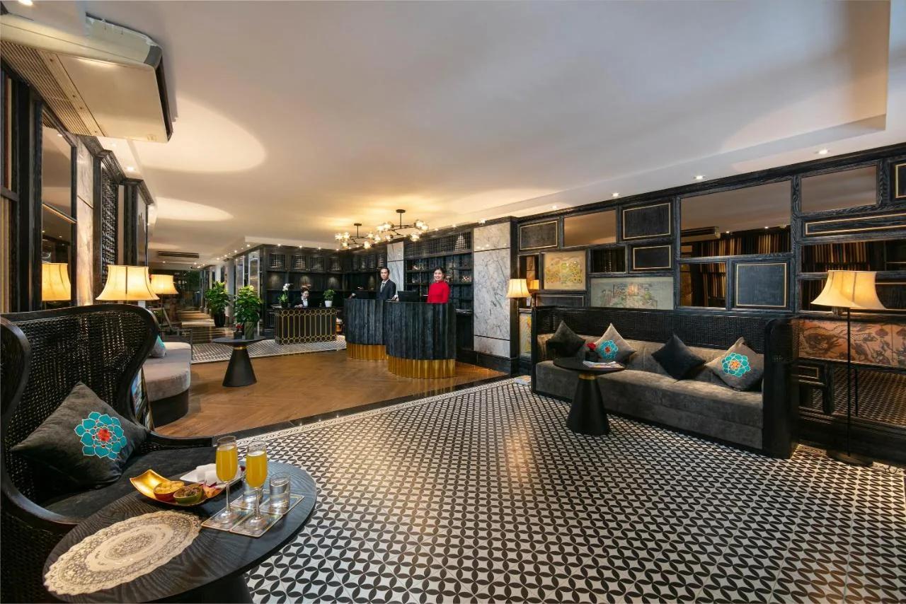 Shining Central Hotel & Spa foto