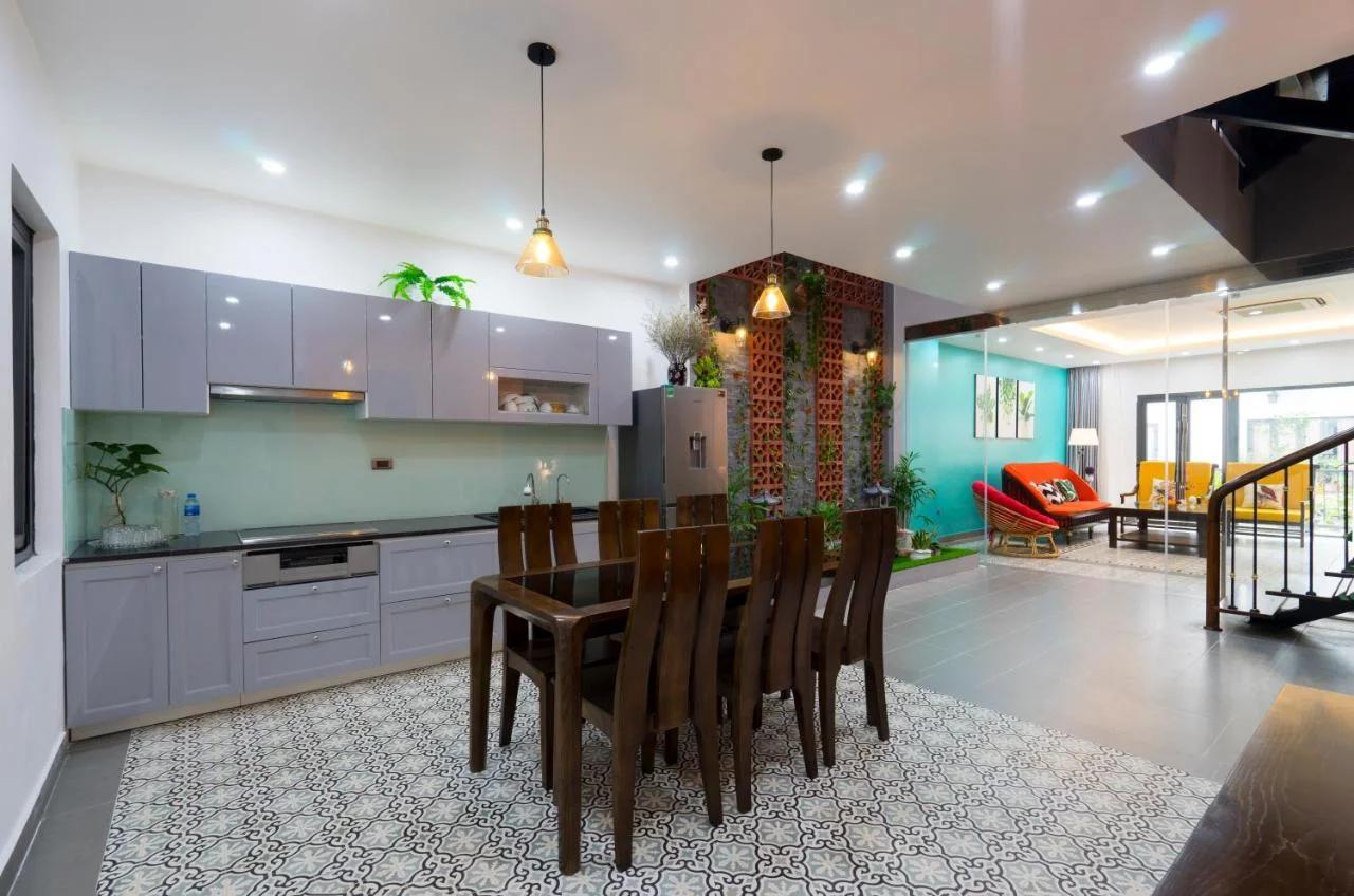 Tropical Villa Halong photo