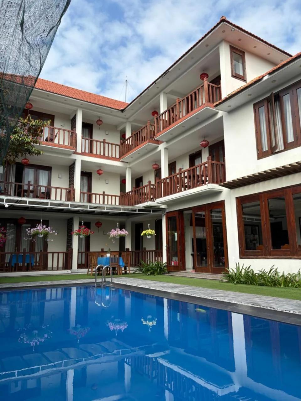 Village Moon Villa photo