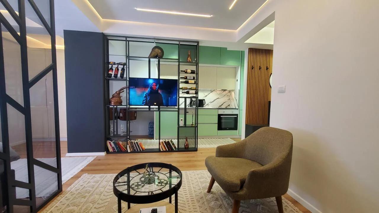 Lukis Apartment