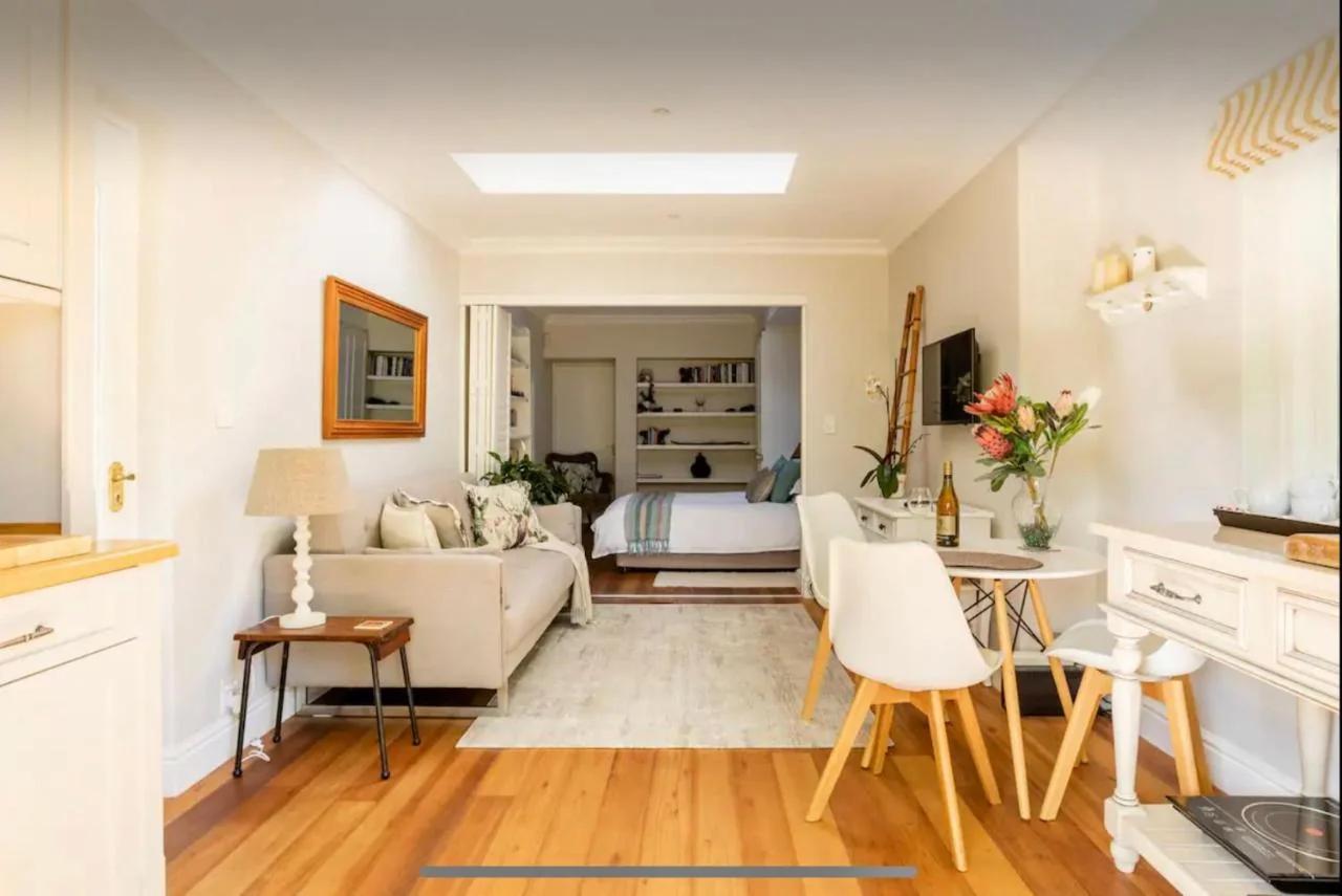 Catawba Guest suite - Leafy Constantia Cottages photo