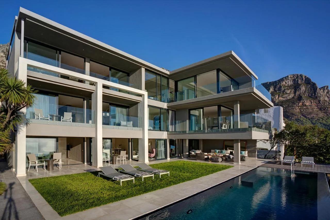 CB-ONE Luxury Stay photo