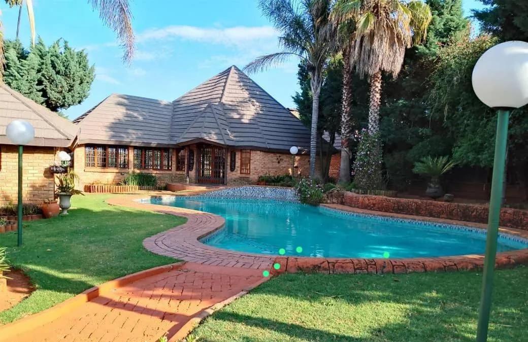 EastClaire Guesthouse