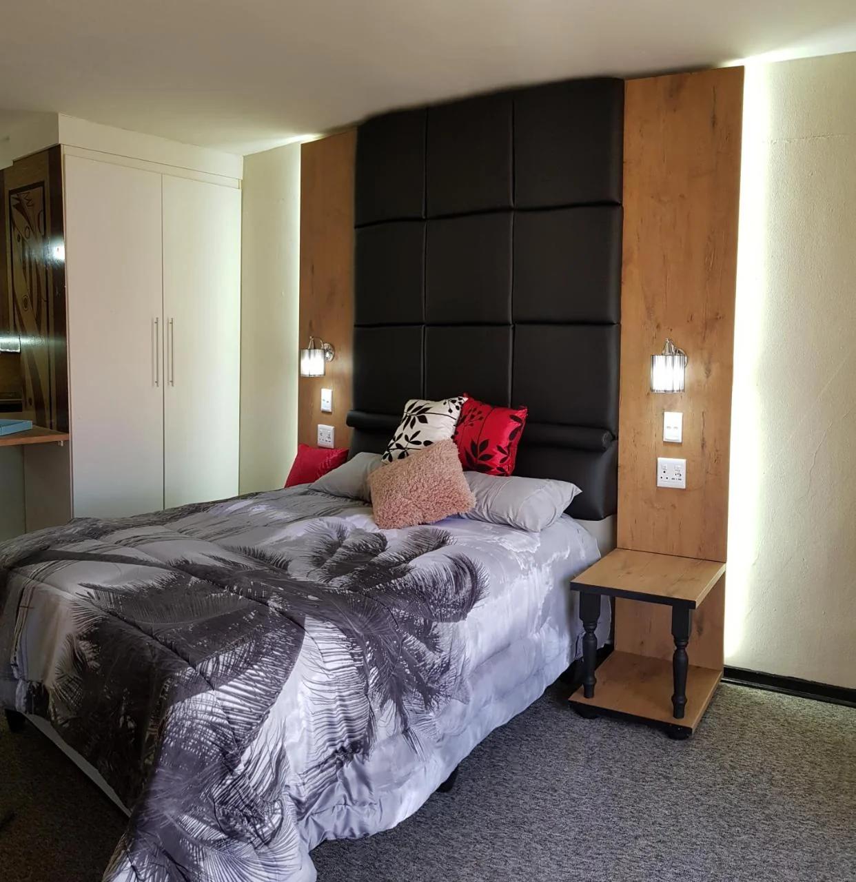 Hyswan Self Catering Guesthouse photo