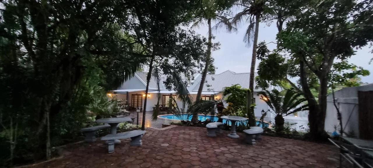 Leopard Tree Lodge photo