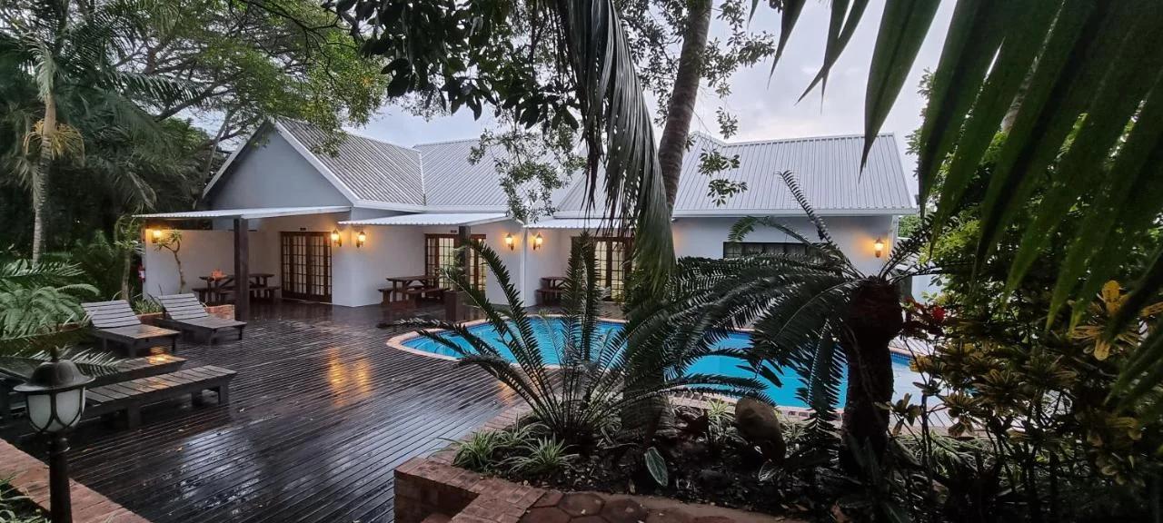Leopard Tree Lodge photo