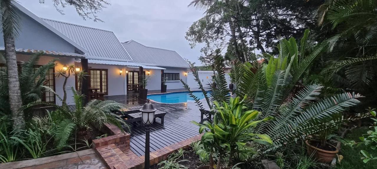 Leopard Tree Lodge photo