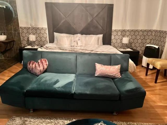 MAU Family ROOM photo