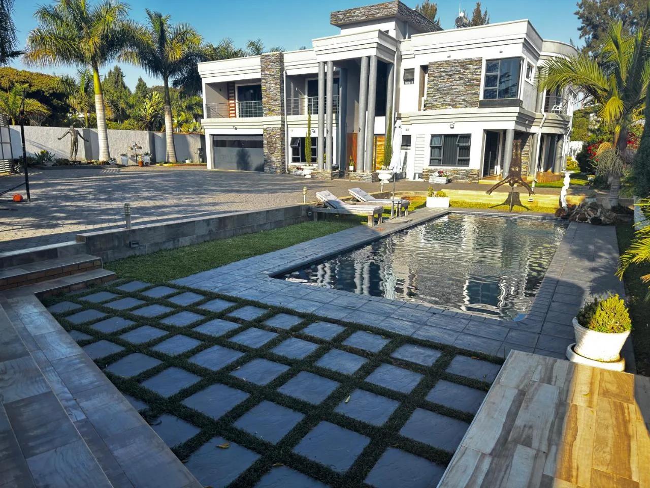 Falcon Guest House