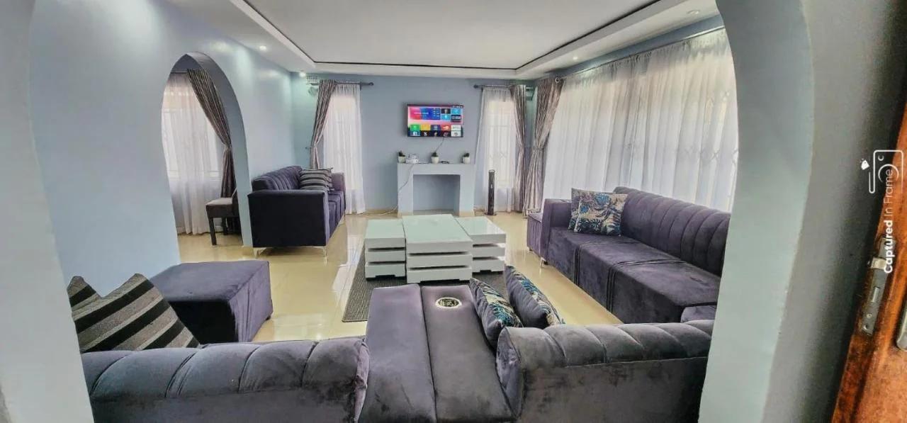Tamayi Holiday Home