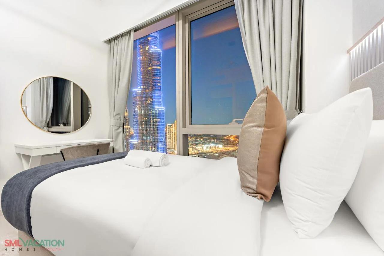 SML Vacation Homes - Sky High Apartments with Burj Khalifa and Dubai Fountain Views at Grande Signature, Downtown Dubai photo