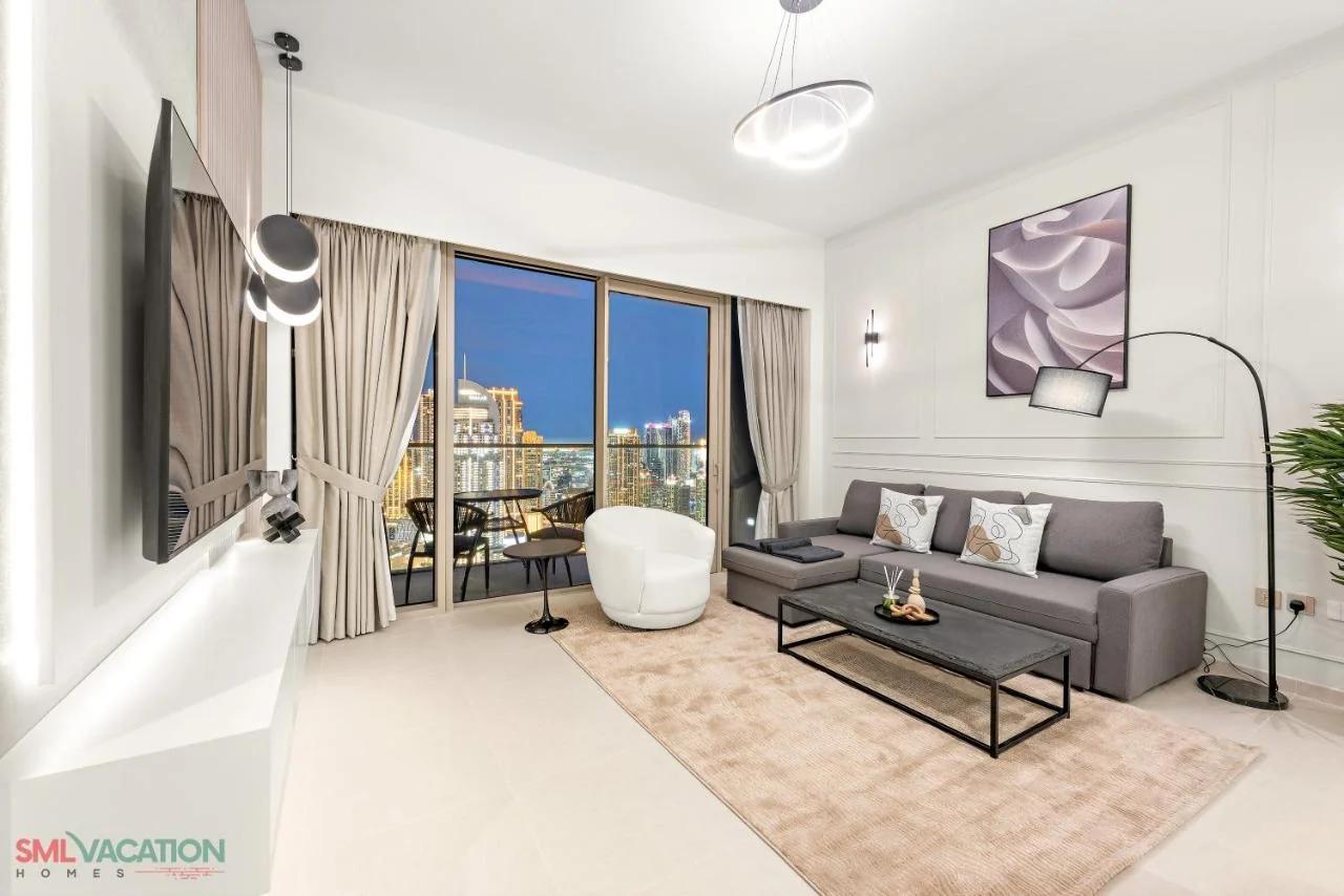 SML Vacation Homes - Sky High Apartments with Burj Khalifa and Dubai Fountain Views at Grande Signature, Downtown Dubai photo